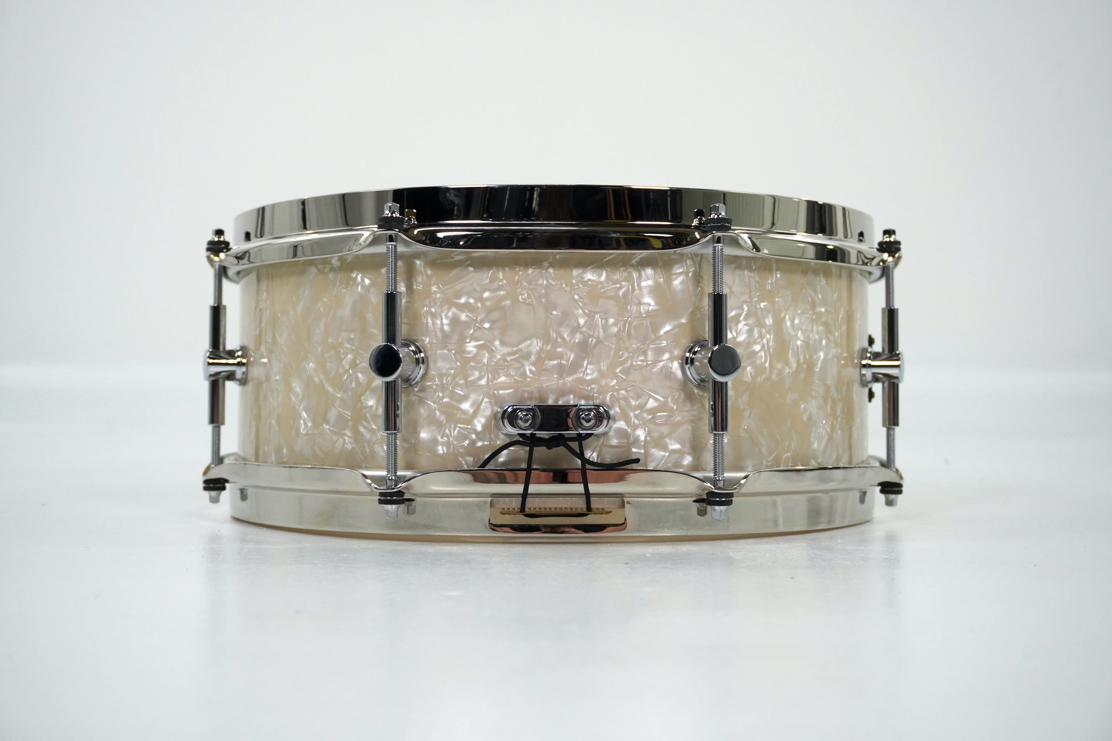 Canopus NV50 M1 14 x 5.5 Snare White Pearl - Image 3