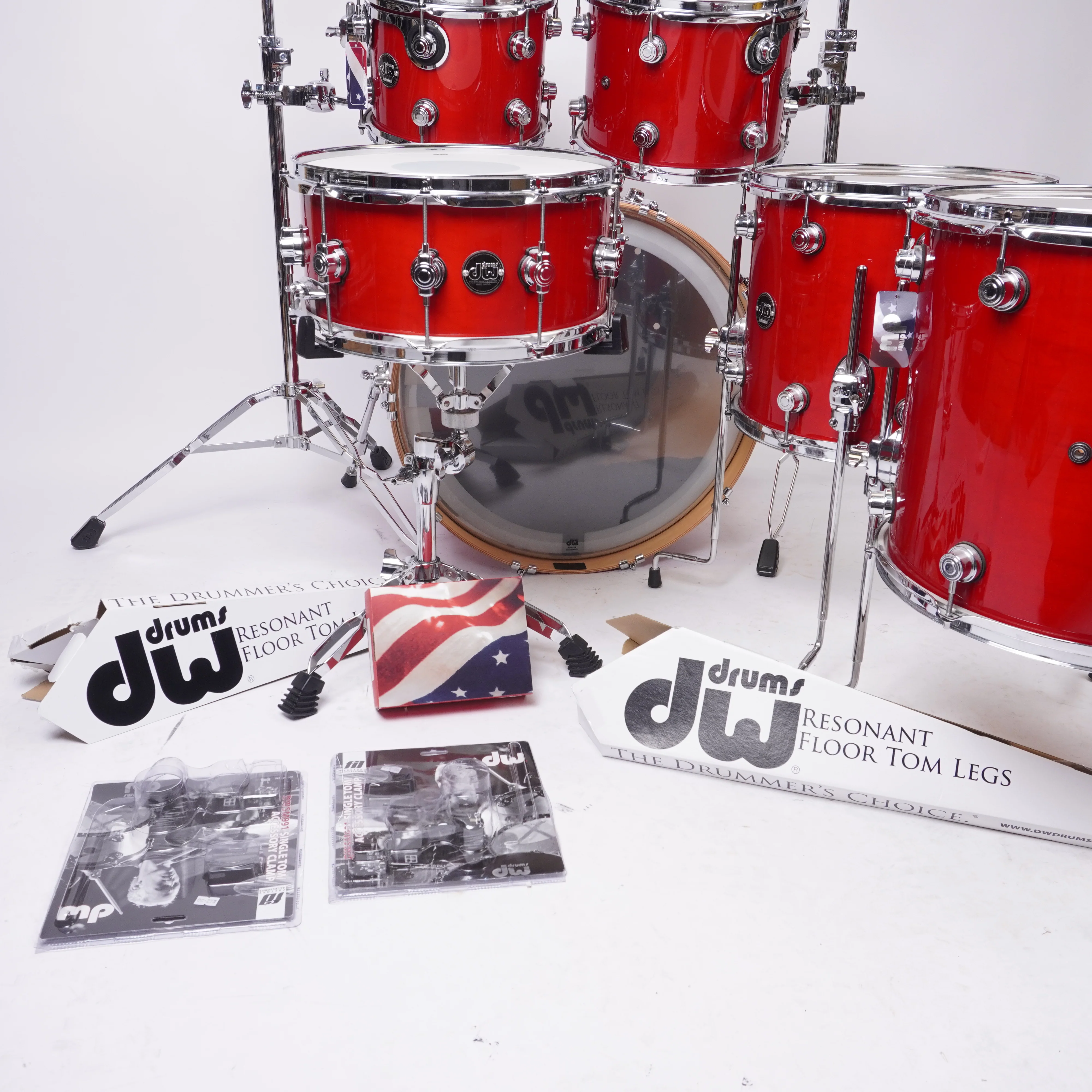DW PERFORMANCE 6-PIECE DRUM KIT IN CANDY APPLE RED 22/10/12/14/1614X6.5 - Image 10