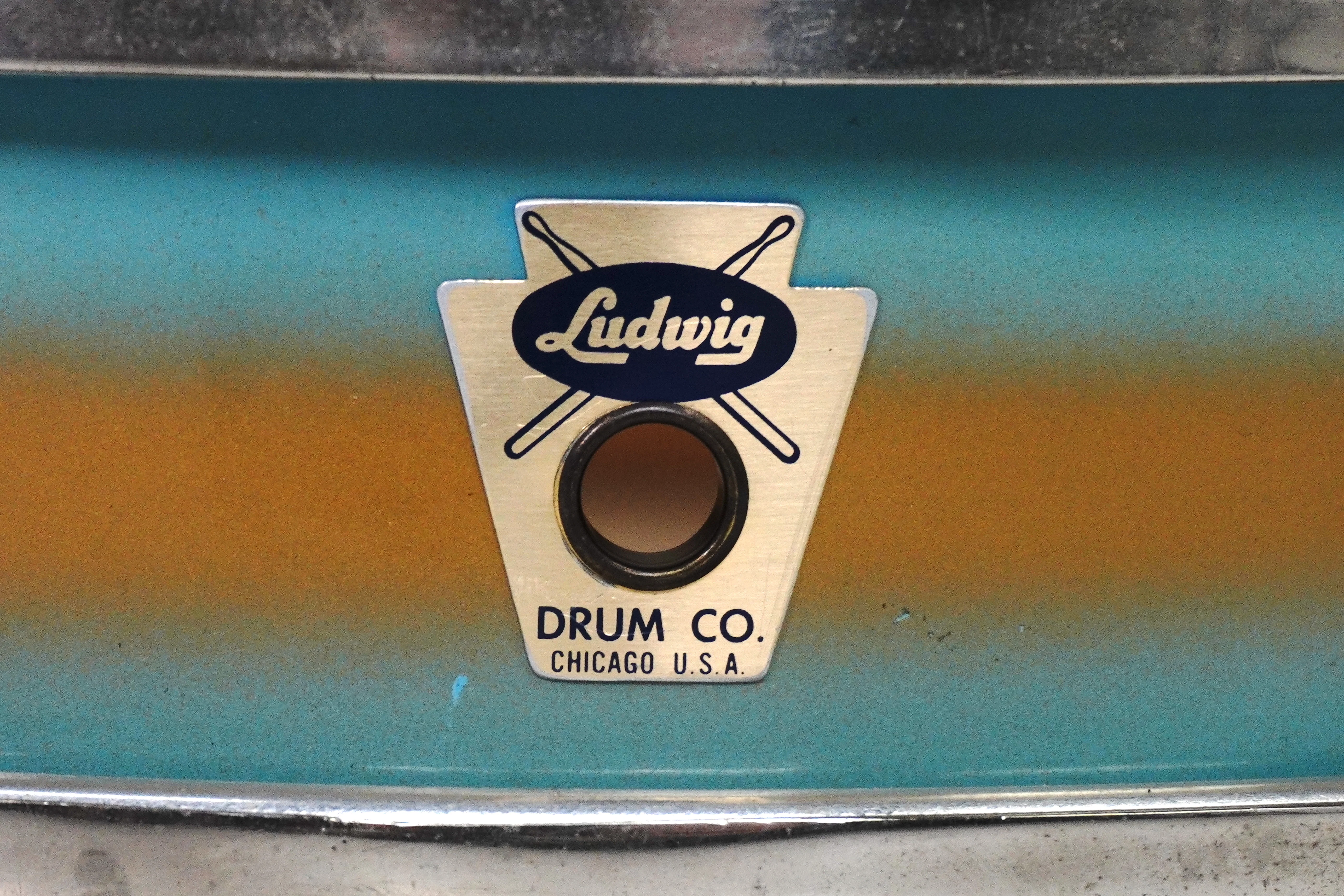 Ludwig 13” x 3” Jazz-Combo Piccolo Snare in Turquoise/Gold Duco Lacquer - Image 6