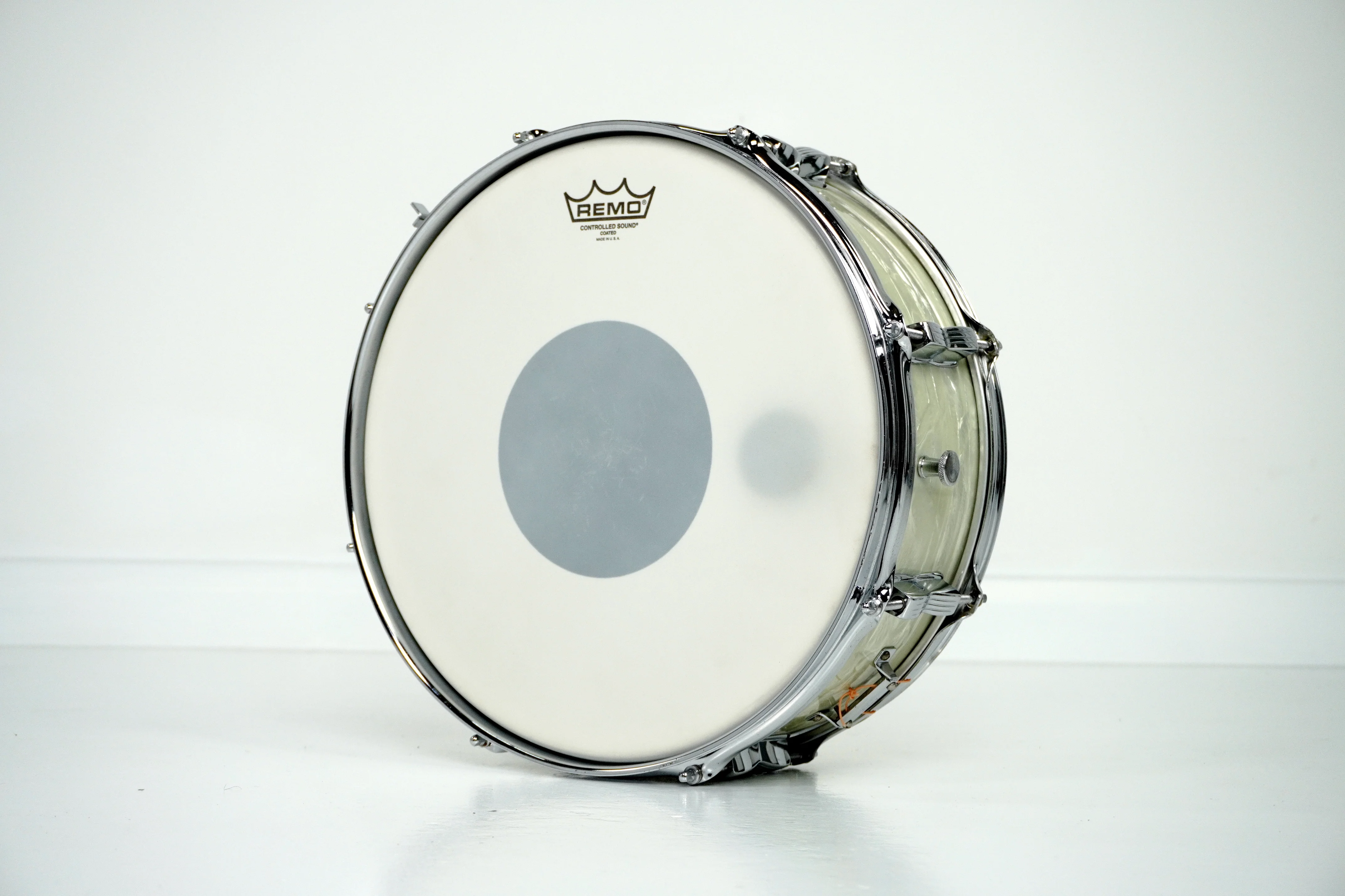 Ludwig 14” x 5.5” Jazz Festival in White Marine Pearl 1962 - Image 4