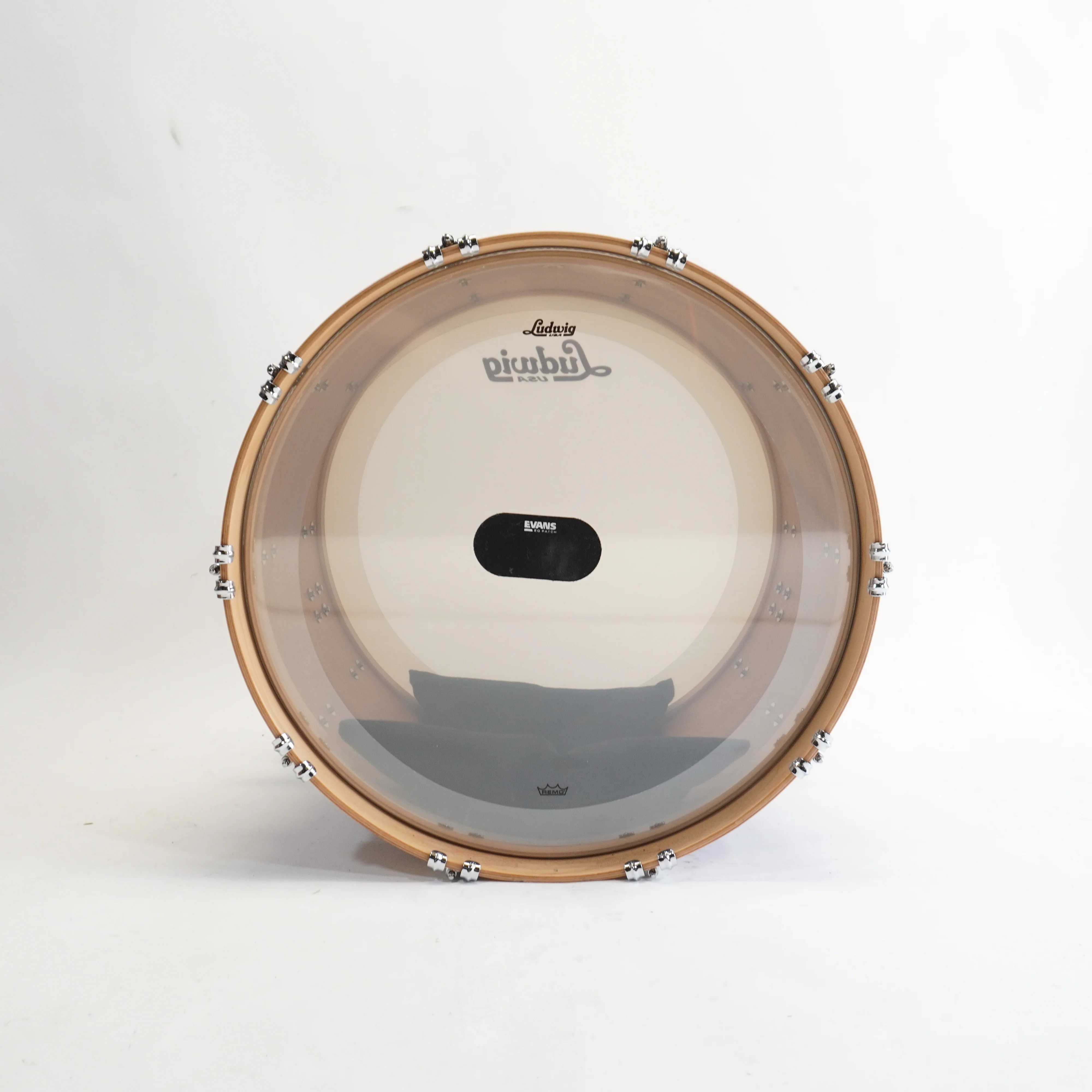 LUDWIG LEGACY 24" BASS DRUM IN NATURAL MAHOGANY - Image 4
