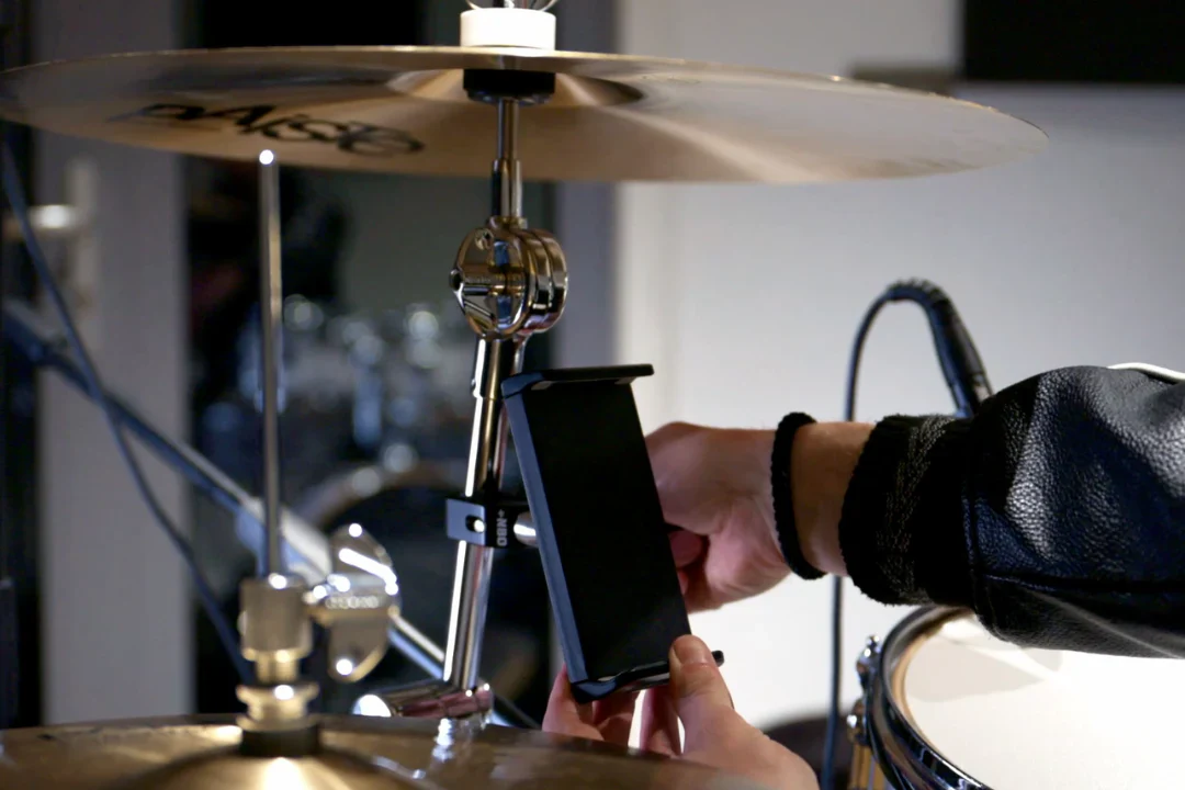 NBO Universal Tablet/Phone Holder - Image 14