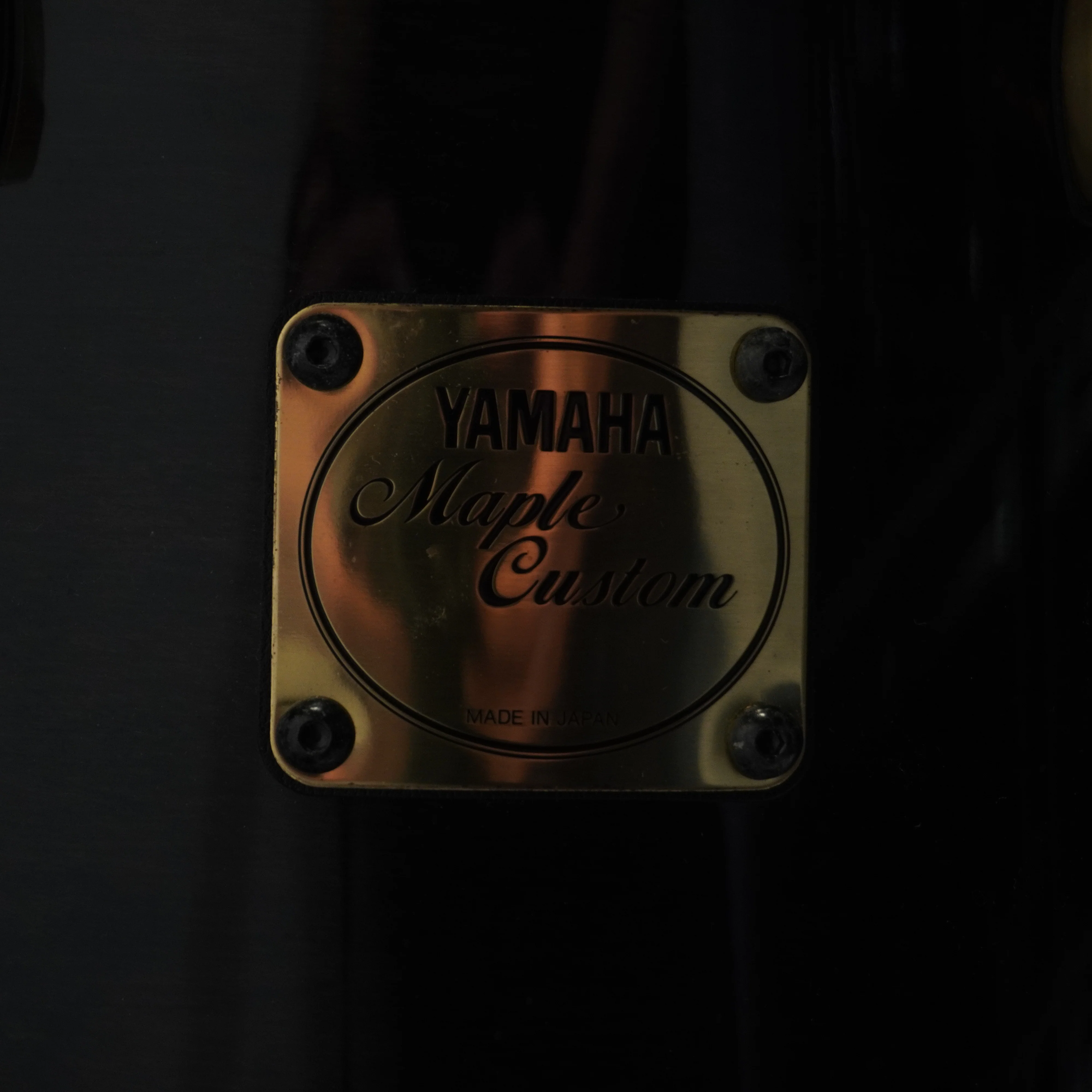 YAMAHA MAPLE CUSTOM 4-PIECE SHELL SET 22/10/12/14 IN BLACK LACQUER - Image 7